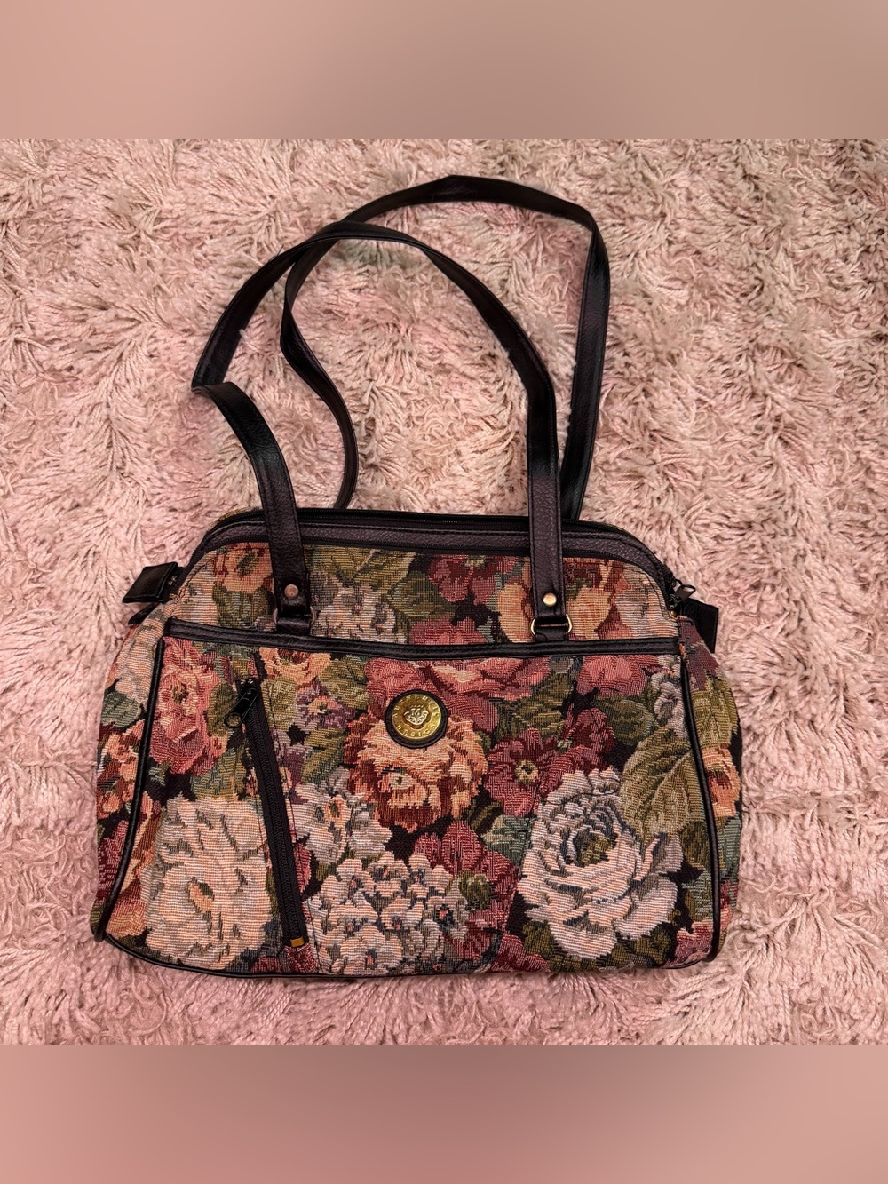 Vintage Mitzi Floral Tapestry Shoulder Bag Purse Roses Black Multi Pocket